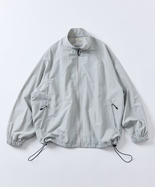リラックスフィット スタンドカラー ナイロン ジップブルゾン 【限定