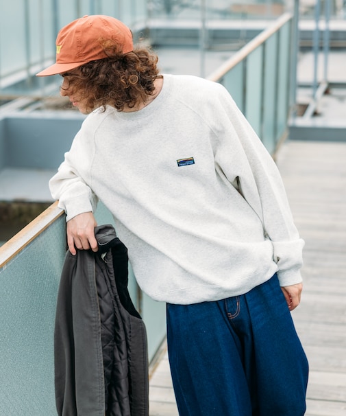 ビッグシルエット ワンポイントロゴ ラグランスリーブ スピンドル スウェット 【限定展開】