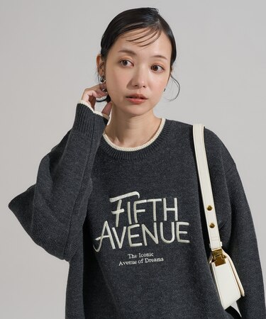 配色ロゴ刺繍ニット 限定展開