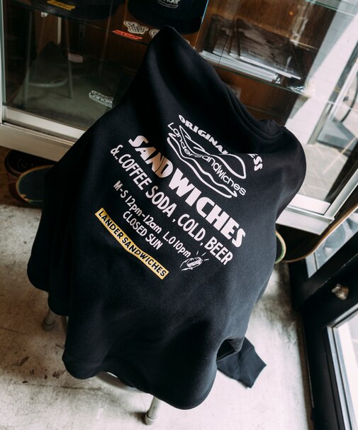 LANDER SANDWICHES×FREAK'S STORE/ランダー 別注 ビッグシルエット バックプリント クルーネックスウェット 【限定展開】