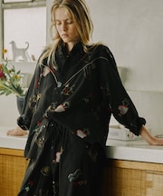 モチーフ刺繍 柄シャツ