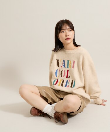 カラフル刺繍ロゴニット