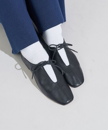 リボン フラットレザーシューズ