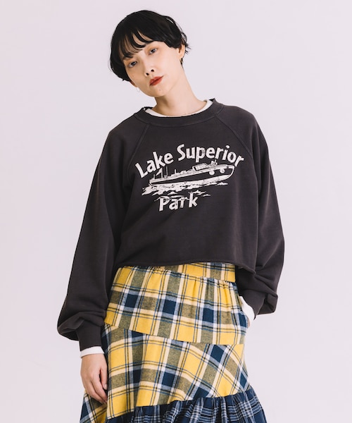 クロスステッチ刺繍 カレッジスウェット｜フリークスストアの通販