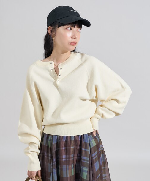 ショート スナップボタン ラグラン ヘンリーネック ニット