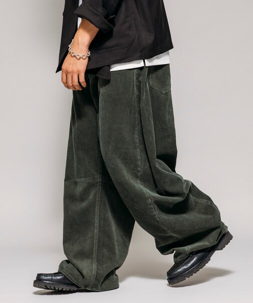 ワイドシルエット ワンウォッシュ カーブ コーデュロイパンツ