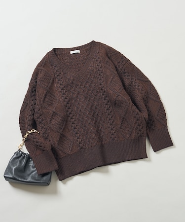 ミックスケーブルVネックニット