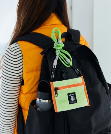 別注Fluffy wallet pouch