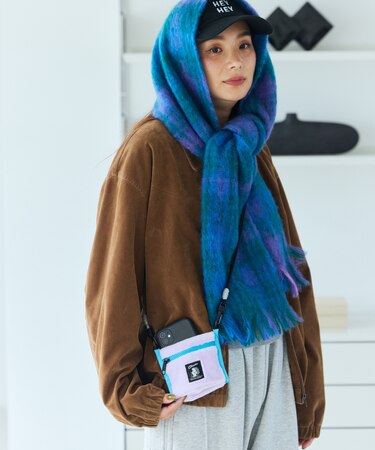 別注Fluffy wallet pouch