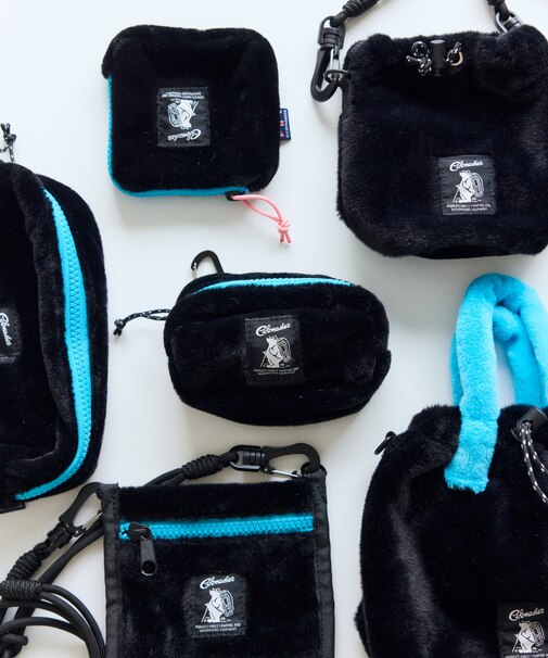 別注Fluffy square pouch S