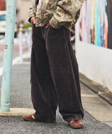 ワイドシルエット ブリーチ加工 カーブ コーデュロイパンツ