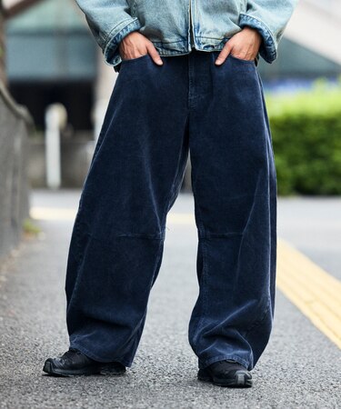 ワイドシルエット ブリーチ加工 カーブ コーデュロイパンツ