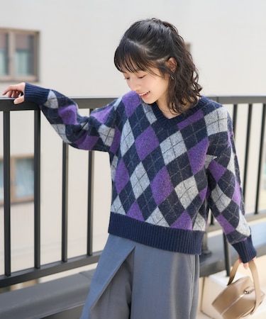 アーガイルVネックニット