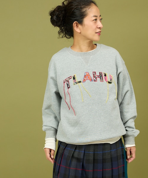 ワッペンビジューロゴスウェット｜フリークスストアの通販｜&mall