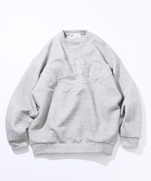 【1月16日12:00発売】【Exclusive】 ダブルネーム アーチロゴ ダンボール クルーネックスウェット