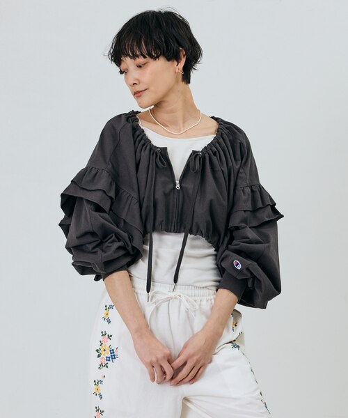 ギャザー×フリル ジップショートボレロ｜フリークスストアの通販