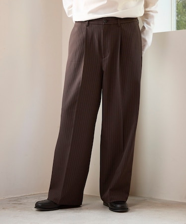 ワイドストレートシルエット ワンタック スラックスパンツ