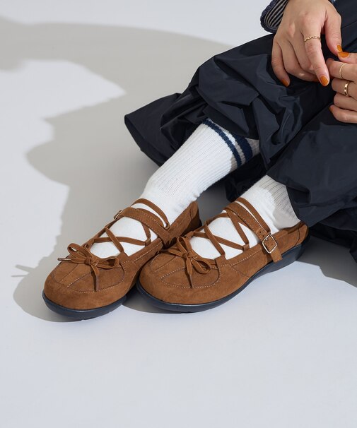 レースアップ バレエシューズ