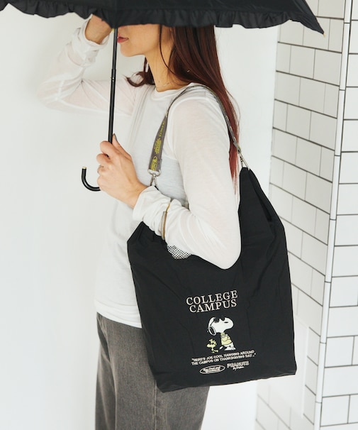 ストラップ付きショルダーバッグ