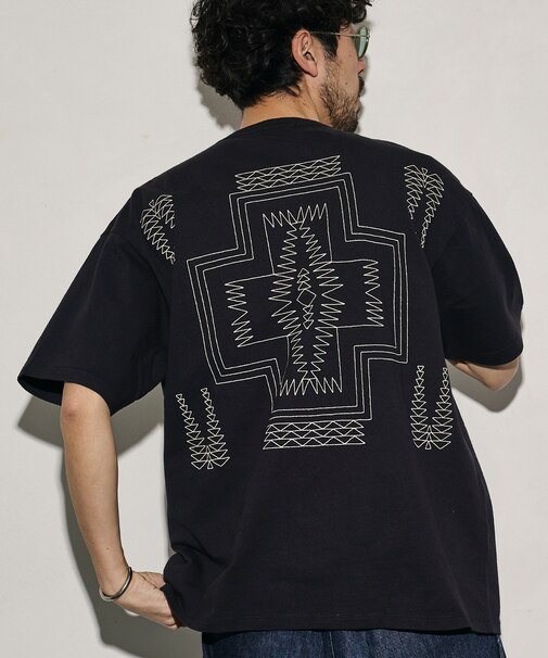 別注 バック刺繍デザイン クルーネックTシャツ