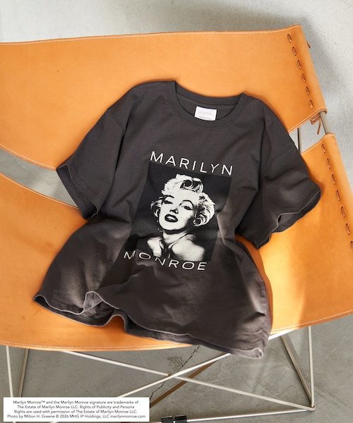 ESCADA マリリン・モンロー プリント シルク長袖シャツ 38。 マリリン・モンローCLOSE SHOT プリントTシャツ｜フリークスストアの