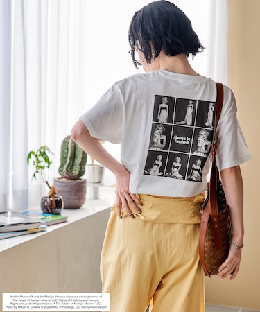 マリリン・モンロー モノクロ BURST SHOT バックプリントTシャツ