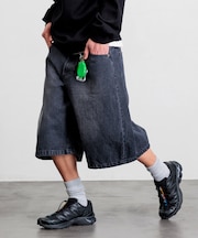 ワイドシルエット ワンウォッシュ カーブデニム クロップド ショートパンツ