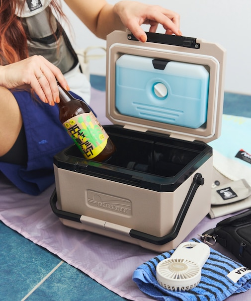 FREAK'S STORE for BEACH & FES 保冷剤付きHARD COOLER 5L