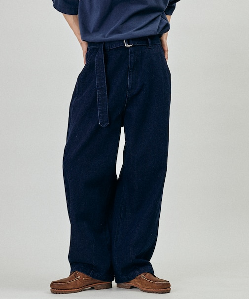 BELTED WIDE DENIM
