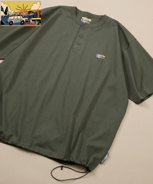 FREAK'S STORE for BEACH & FES リラックスフィット ワンポイントロゴ スピンドル ヘンリーネックTシャツ