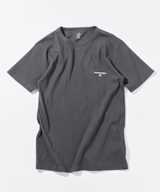 Essentials タイトフィット S/S クルーネックTシャツ