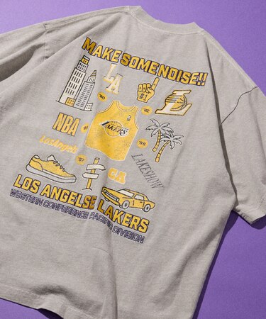 NBA × FREAK'S STORE 別注 チームイラスト グラフィックバックプリント クルーネックTシャツ