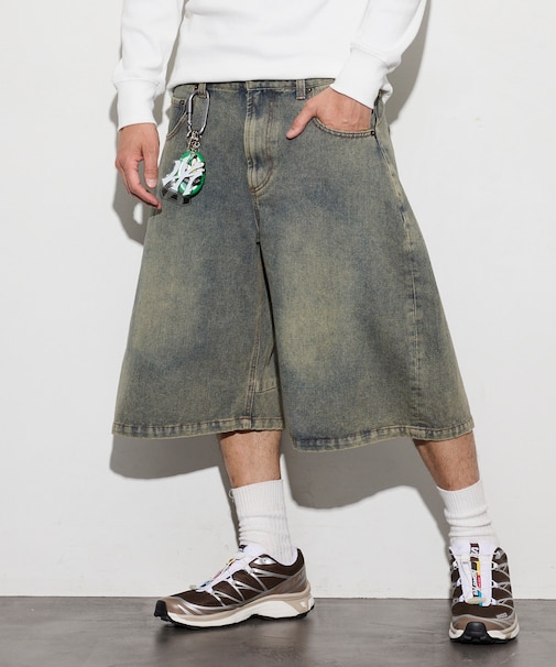 ワイドシルエット ヴィンテージ加工 クロップド カーブ デニム ショートパンツ