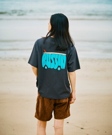 GREENROOM GALLERY × FREAK'S STORE / グリーンルームギャラリー 別注 Kevin Butler 半袖Tシャツ