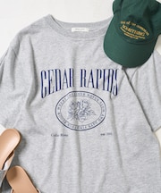 フラワープリントTシャツ