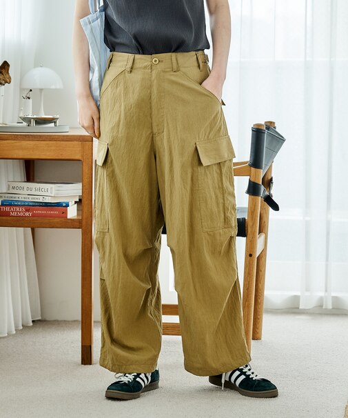 パラシュートパンツ