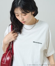 ”HELLO KITTY' 目隠し コミックプリントTシャツ