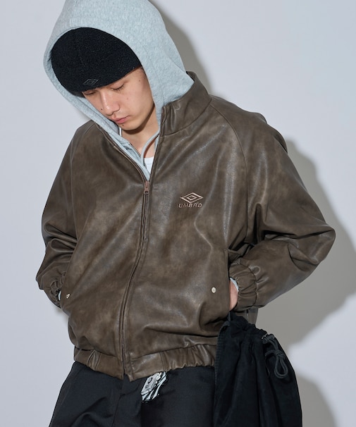 umbro × FREAK'S STORE 別注 ムラ加工 レザレット スタンドカラー ブルゾン