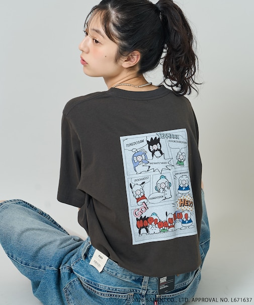 ”HAPIDANBUI” 目隠しコミック柄 プリントTシャツ