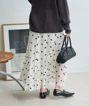 花刺繍スカート