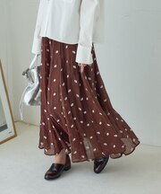 花刺繍スカート