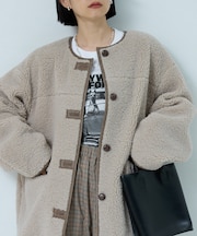 ノーカラーボアジャケット