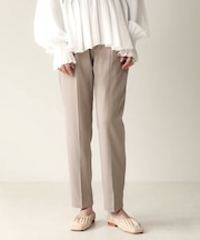 センタープレスベーシックテーパードパンツ