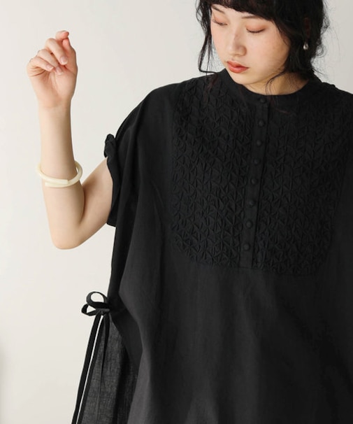 【WEB限定】キャンブリックスモッキングブラウス