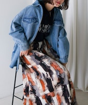 ペイント柄スカート