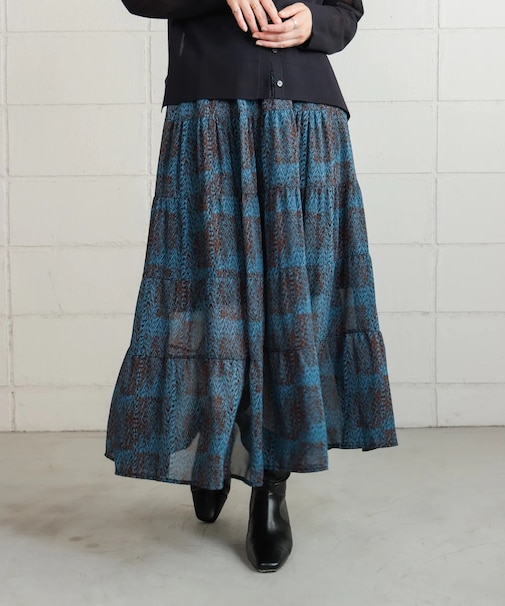 柄ティアードスカート