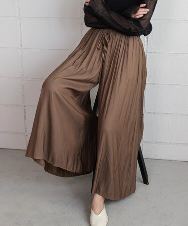 ギャザーウエストワイドパンツ