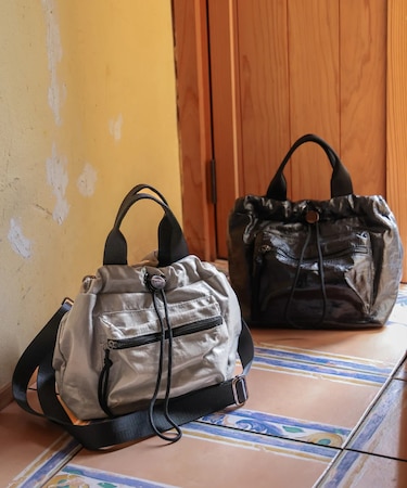 メタリックトートバッグ