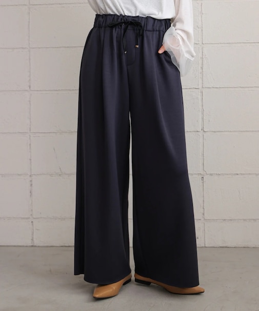 パウンドストレッチセミワイドパンツ