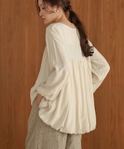 バルーンデザインブラウス